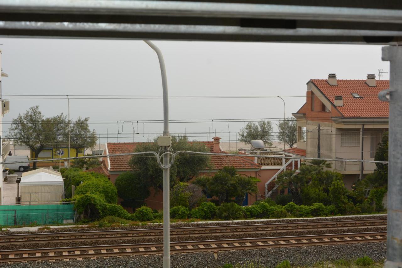 Appartamento Al 30 Marzocca di Senigallia Bagian luar foto
